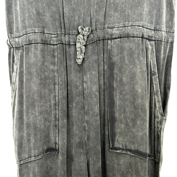 NEW CHASER Gray Acid Wash Sleeveless V-Neck Jumpsuit Jogger Cuff Leg Size Small - Picture 6 of 11